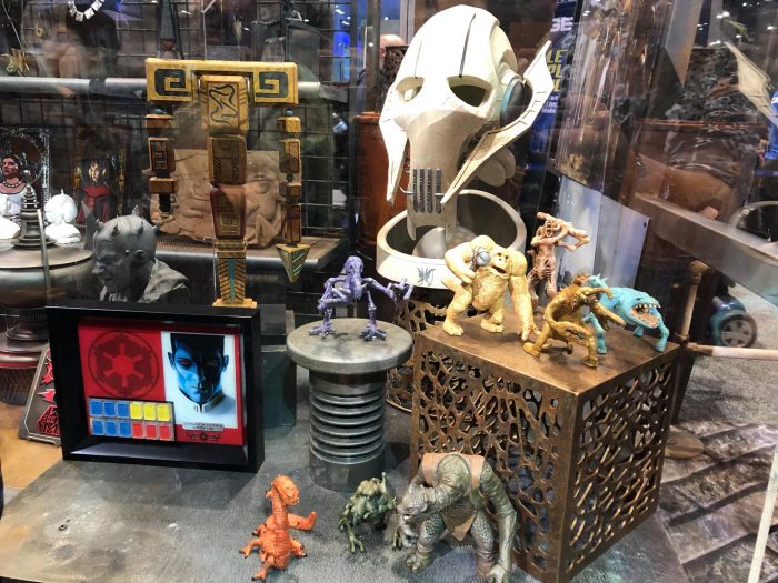 Star Wars Galaxy's Edge Merchandise - Dok-Ondar's Den of Antiquities