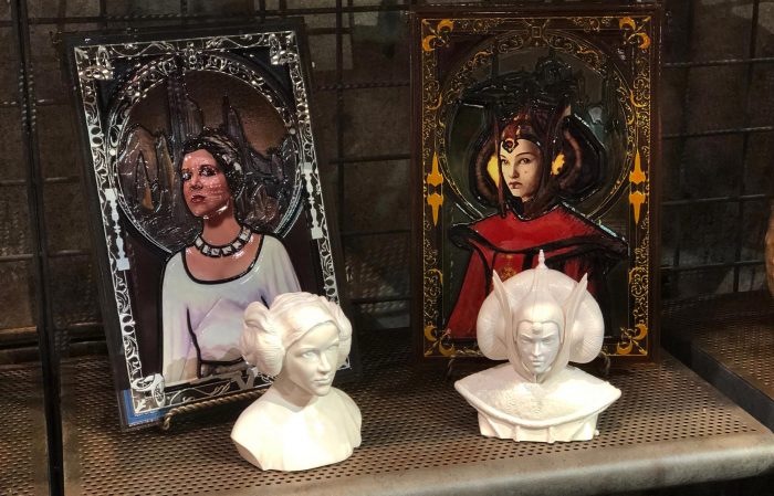 Star Wars Galaxy's Edge Merchandise - Dok-Ondar's Den of Antiquities