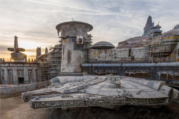 Star Wars Galaxy's Edge Millennium Falcon