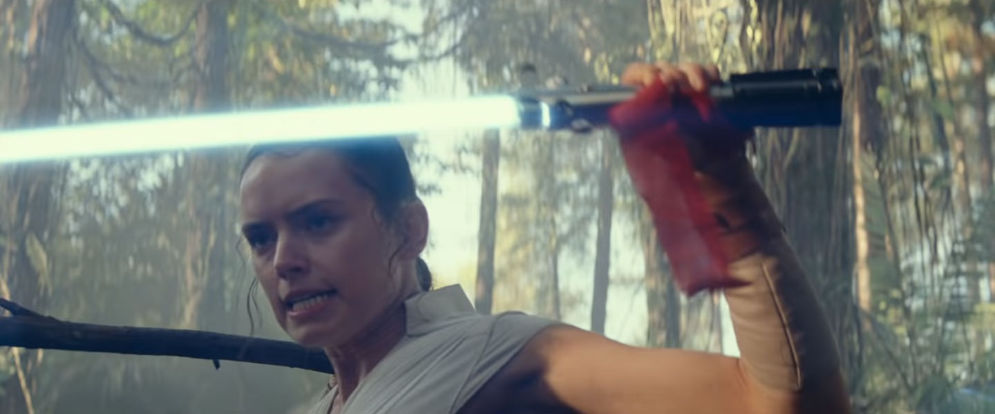 luke's lightsaber rise of skywalker