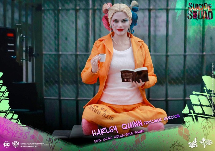 Harley Quinn Prisoner Hot Toys
