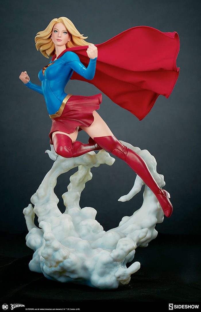 Supergirl Premium Format Figure - Sideshow Collectibles