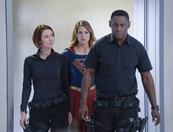 supergirl-episode11-hank