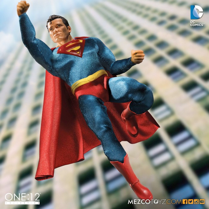 superman-mezco-classic