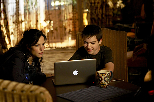 WEEDS (season 5)