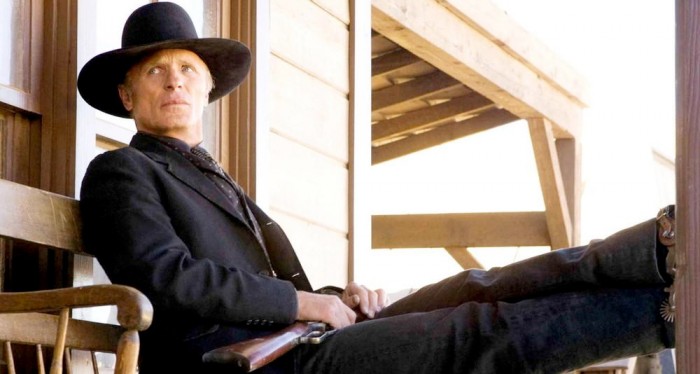 westworld-edharris-porch