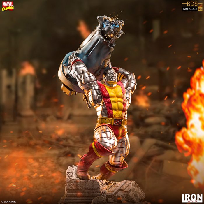 X-Men - Colossus Battle Diorama Statue